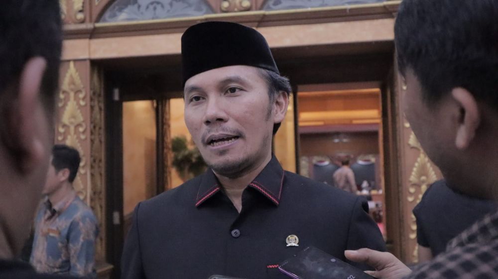 edi_purwanto_marwah_dpr.jpg