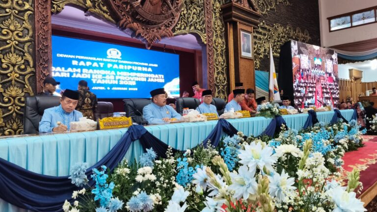  Mendes PDT dan Jaksa Agung Hadiri HUT ke-68 Provinsi Jambi 2025