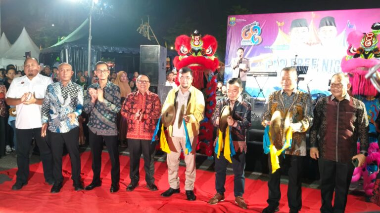 Gubernur Al Haris Buka Car Free Night dalam Rangka HUT Provinsi Jambi 2025 