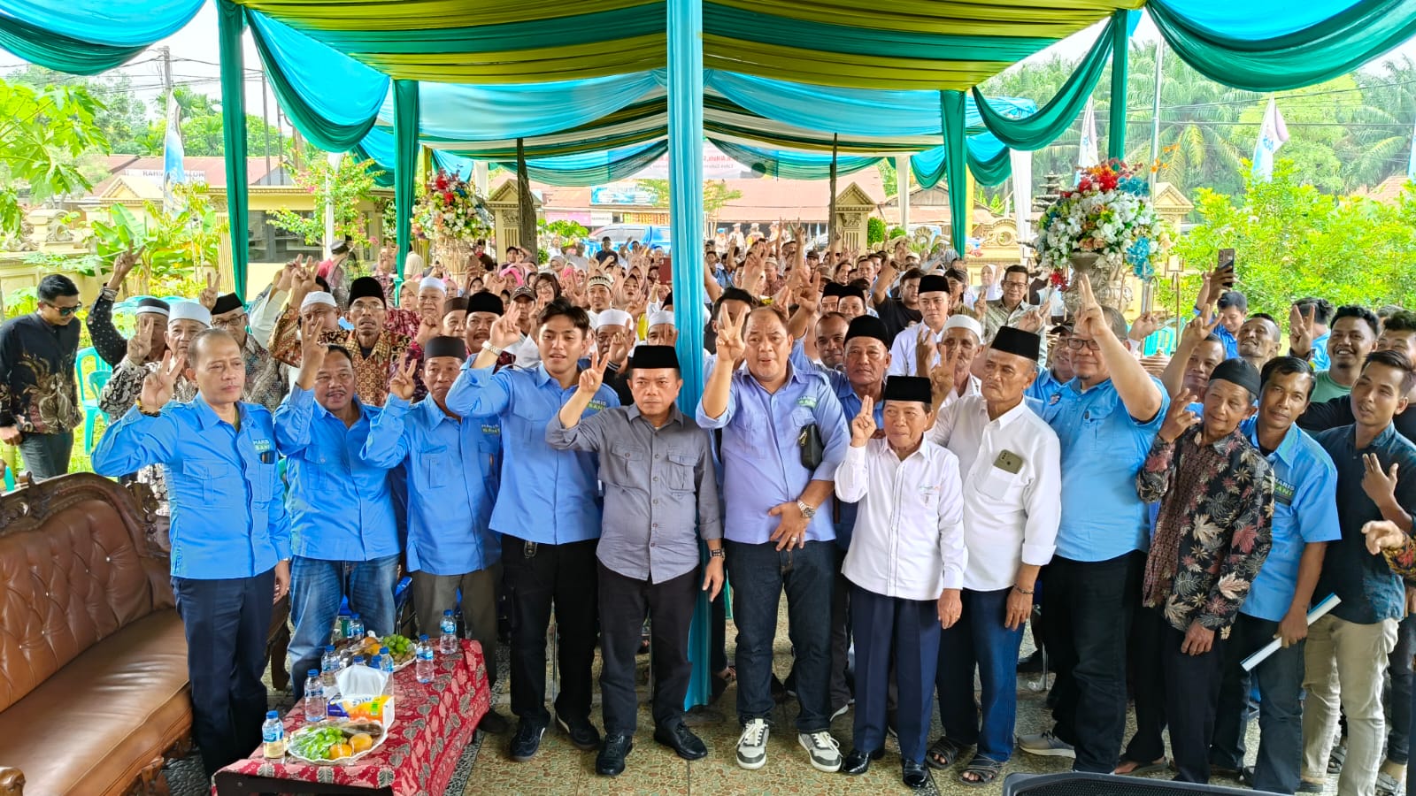 Tokoh Masyarakat Sekernan Muaro Jambi Nyatakan Sikap Siap Menangkan Haris-Sani