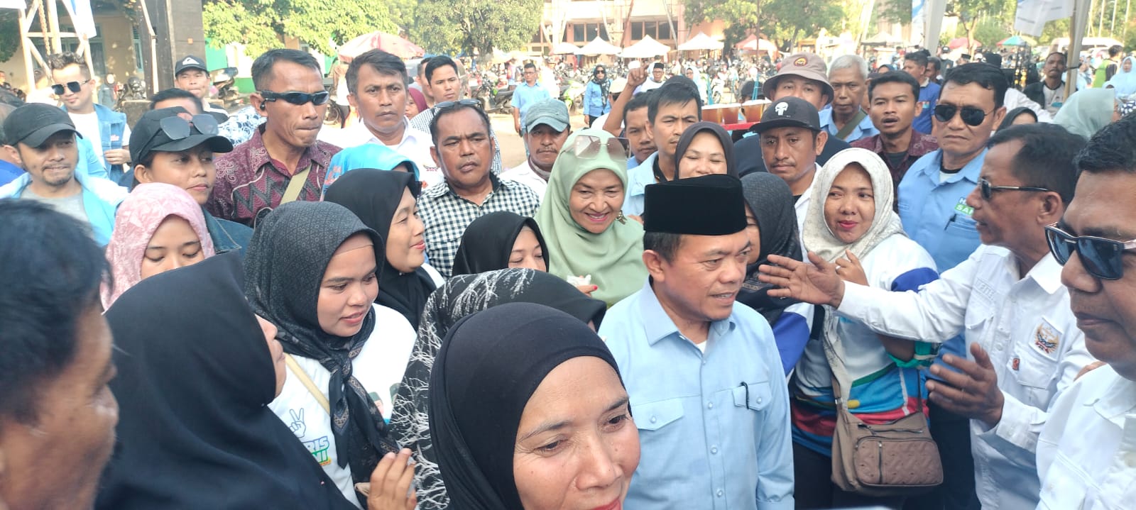 Haris-Sani Silaturahmi dengan Ribuan Simpatisan Kota Jambi : Kita Pelayan Masyarakat Bukan Penguasa