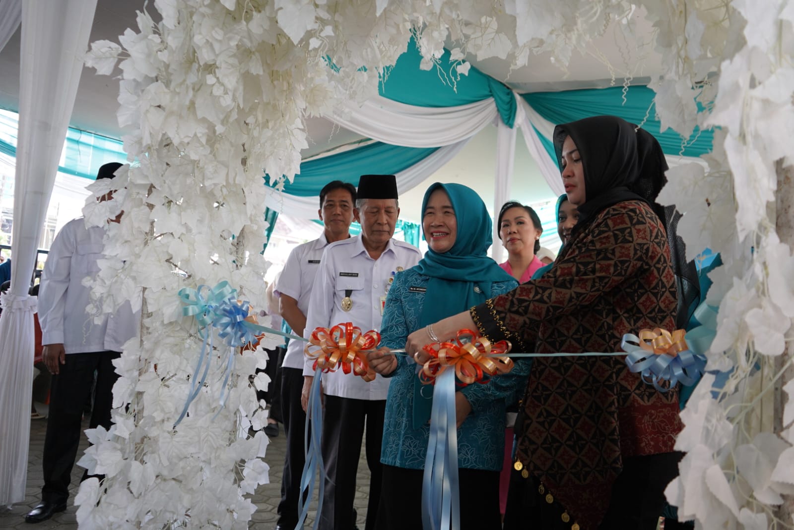 Wagub Sani Minta Penyelenggaraan Pasar Murah Utamakan Masyarakat Kurang Mampu