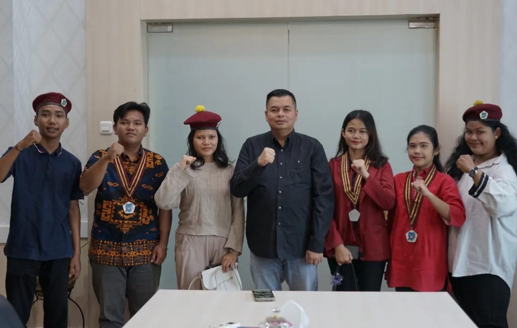 Ketua DPRD Kota Jambi Kemas Faried Alfarelly Terima Audiensi Mahasiswa PMKRI