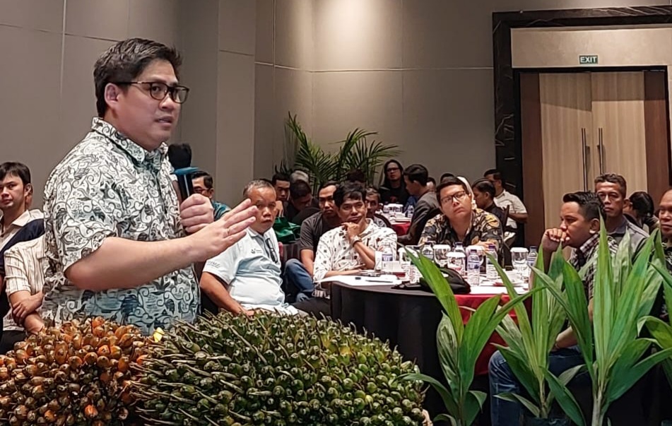 Bibit Sawit Unggul Topaz 1 Berbuah Orange, Terbukti Sejahterakan dan digemari Petani