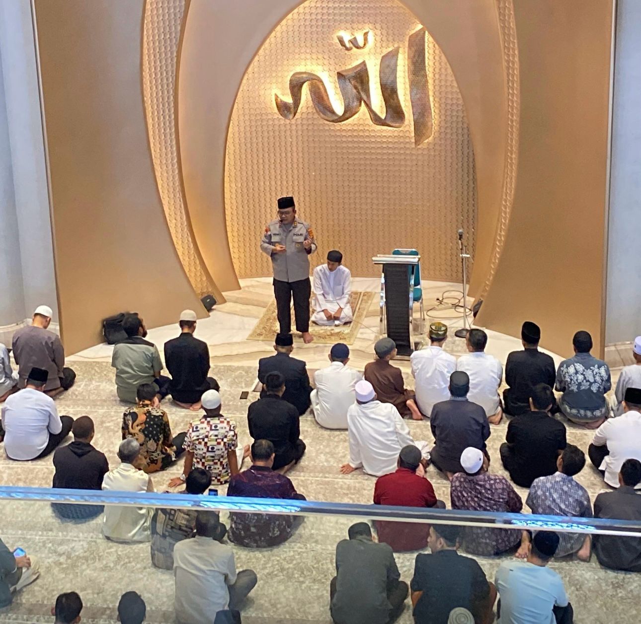 Dirbinmas Polda Jambi ajak Jemaah Mesjid Baitun Nur Darlis Cegah Judi Online Dimulai dari Keluarga