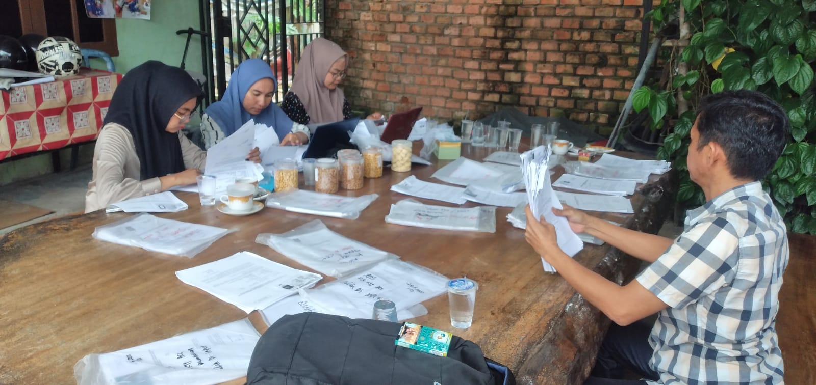 Tim Pardomuan Siregar Verifikasi Ulang KTP Pendukung untuk Daftar Calon Walikota Jambi Jalur Independen