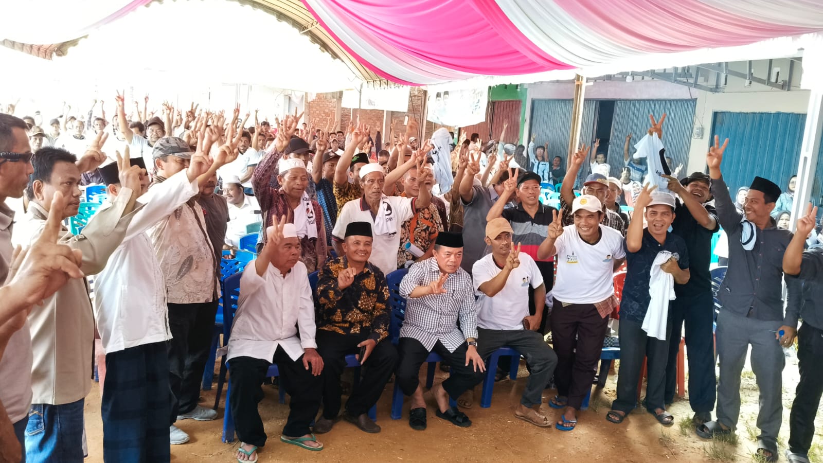 Telah Kucurkan Rp 51 Miliar untuk Jalan Air Hitam, Warga Terima Kasih Kepada Al Haris