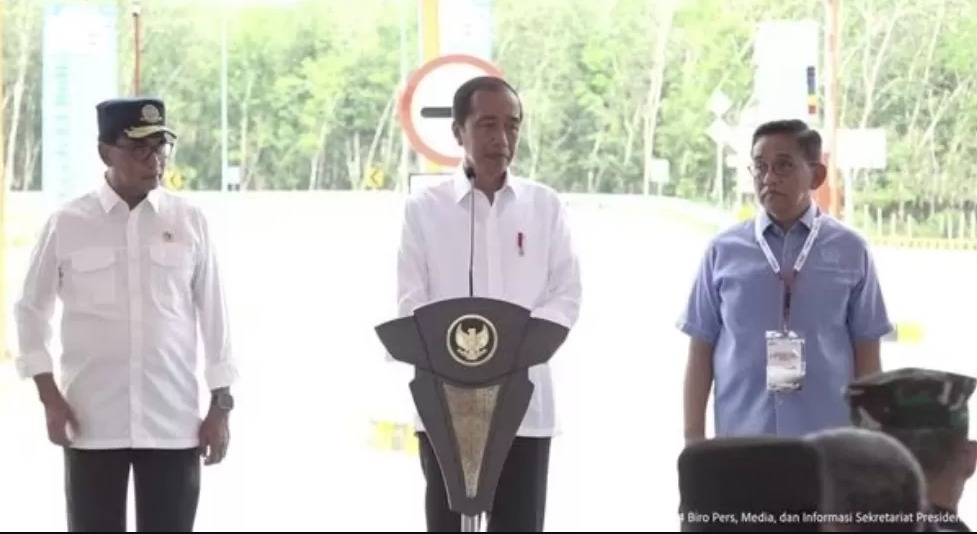 Sebelum Lengser Jokowi Resmikan Jalan Tol Pertama di Jambi, Simak Manfaat Luar Biasa untuk Warga