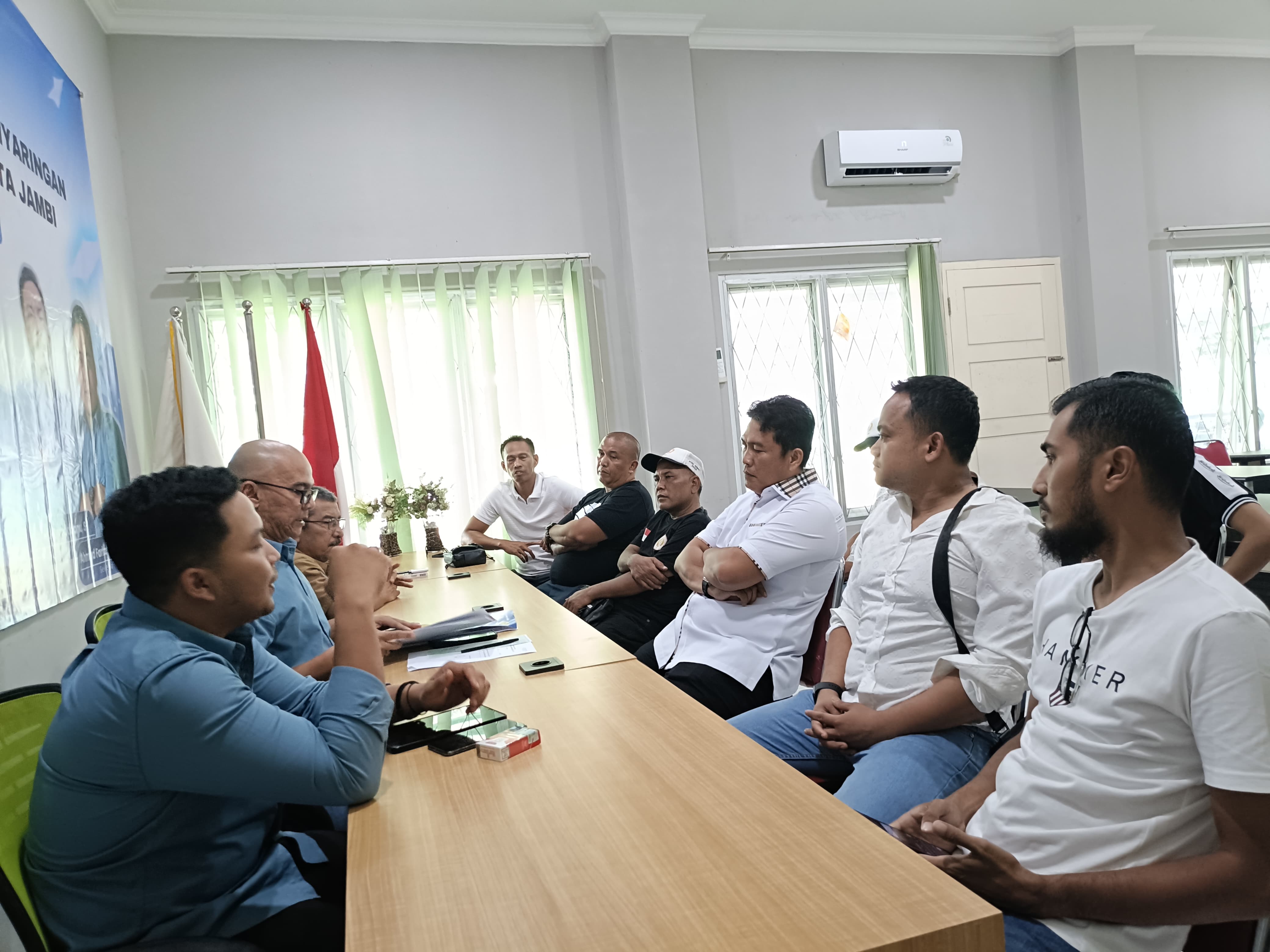 Antoni Ketua Taekwondo Resmi Daftar Calon Ketua KONI Kota Jambi