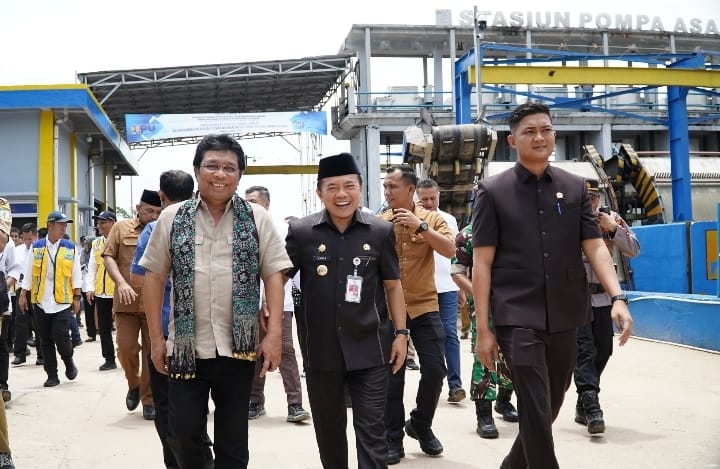 Dampingi Komisi V DPR RI, Gubernur Al Haris Bantu 25 Miliar Pembebasan Lahan Pintu Air Sungai Asam