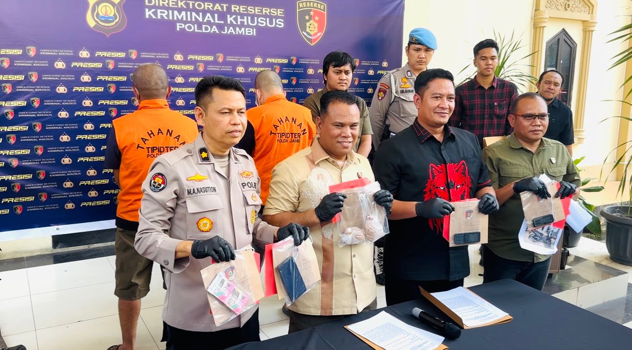 Ditreskrimsus Polda Jambi Bongkar Jaringan Penjualan Emas Ilegal di Merangin, Dua Pelaku Diamankan